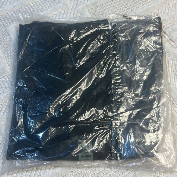 Dockers Workday Khaki With Smart 360 Flex Mens Classic Fit Pant - Picture 6 of 6